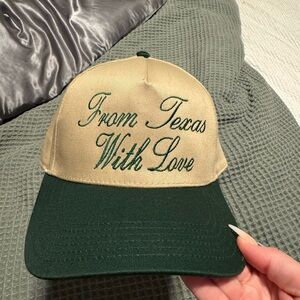 Trucker hat new - moving states so no longer needed